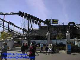 BatmanMain.jpg (57849 bytes)